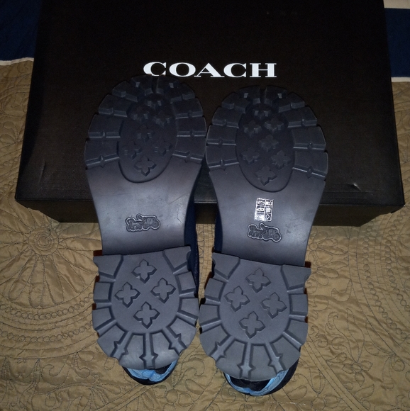 Coach Runway Puffer Snow Bootie - Picture 11 of 16